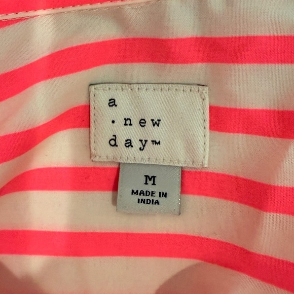 A new day Neon Pink And White Long Sleeve Button Up (M) - Picture 9 of 10